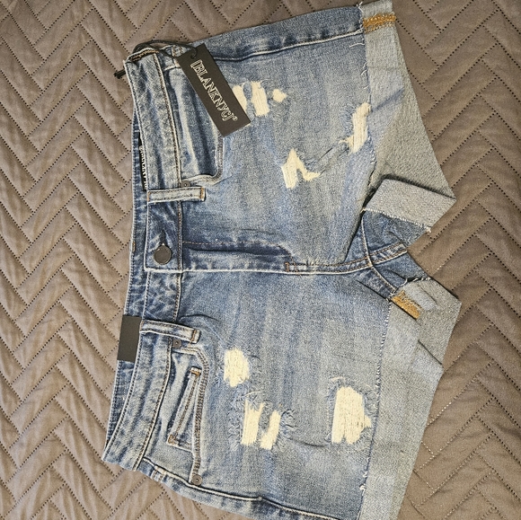 Blank NYC Shorts - size 4 (27) - Picture 3 of 5